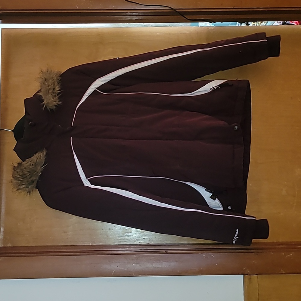 Womans Zeroxposur skiing winter coat size Small - Color Purple